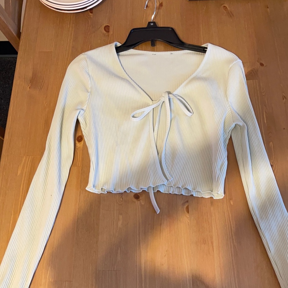 Open tie front